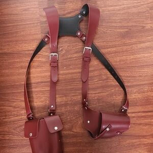 Men's Leather Shoulder Holster - Burgundy